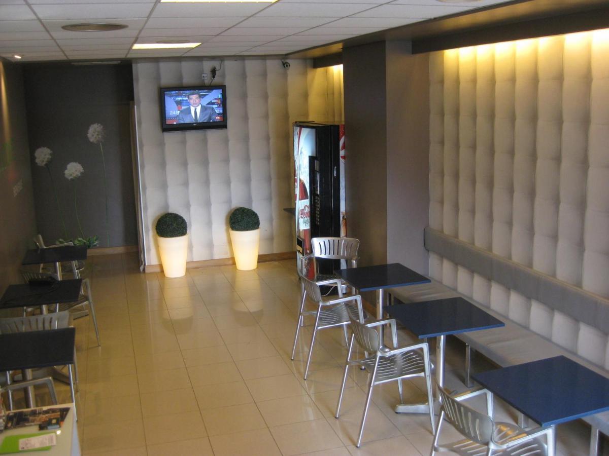 סנטיאגו דה קומפוסטלה Albergue Santo Santiago מראה חיצוני תמונה